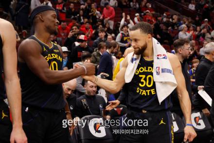 버틀러 합류→13승 2패 GSW…“커리 없이도 즉각적인 영향력”