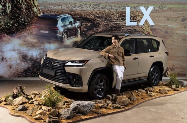 "어떤 길도 완벽하게"… 렉서스코리아, 플래그십 SUV 'LX 700h' 출시