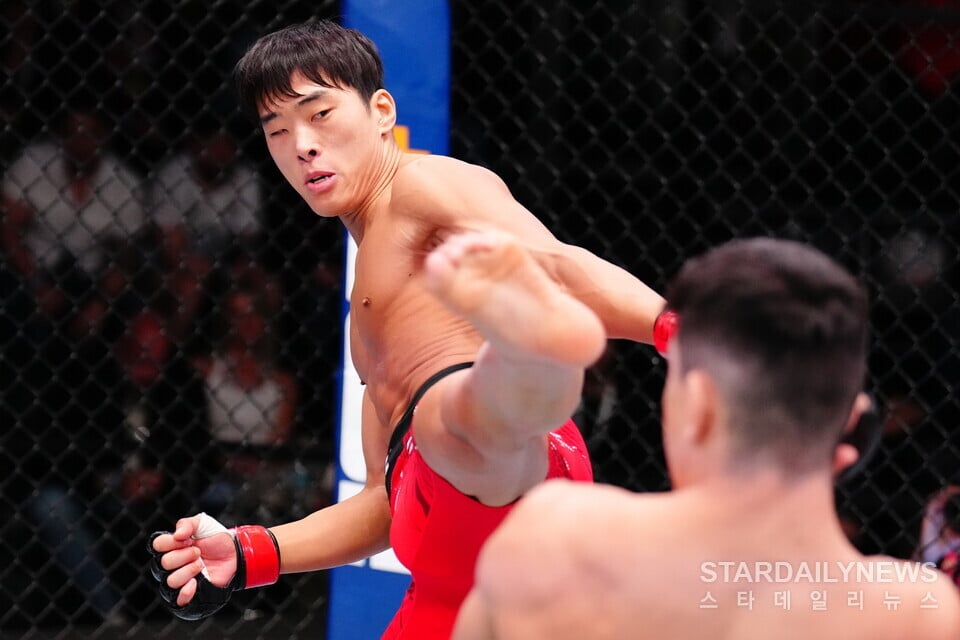 최승우 vs 케빈 바셰호스 ⓒUFC