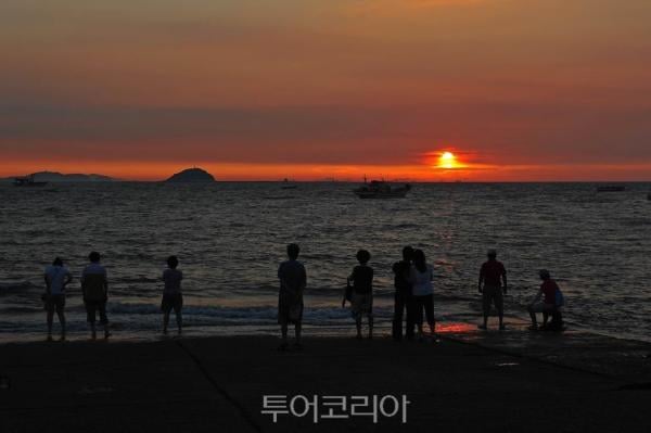 나른한 봄날, 화성에서 바닷바람 맞고 힐링 온천 즐기고!