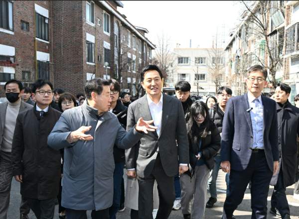 오세훈 시장 "집값 급등, 판단의 여지 있어…예의주시"