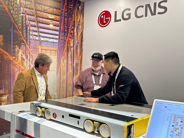 LG CNS, 창고 자동화 물류로봇 개발…美 시장 공략 박차