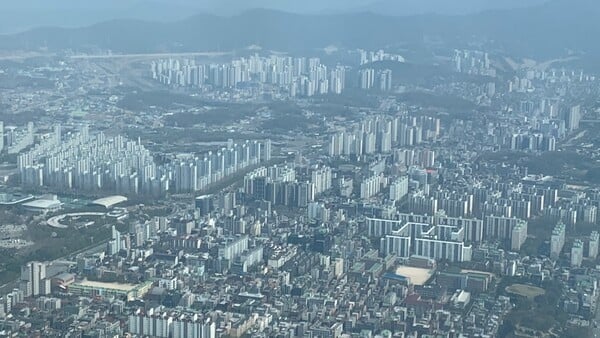 강남·용산 전역 ‘토허제’ 재지정…전문가들 "정책 번복, 시장 혼란 초래"