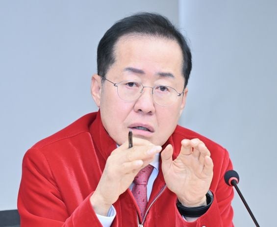 홍준표, 이재명 겨냥 "암살 위협설, 트럼프 따라하기 쇼"