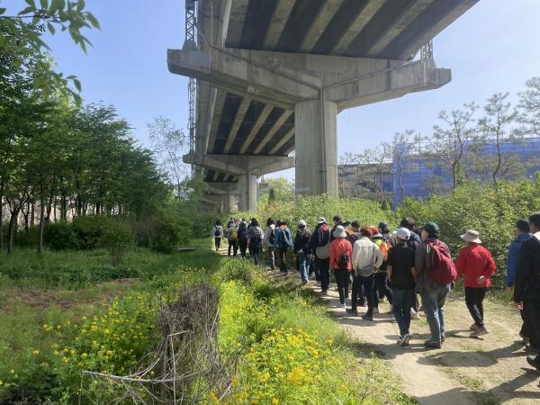 고양시 "해설사와 함께 ‘고양누리길 14개 코스' 걸어요"