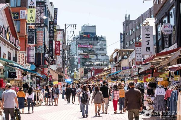 홍대에서 꼭 가봐야 할 곳과 놓칠 수 없는 즐길 거리