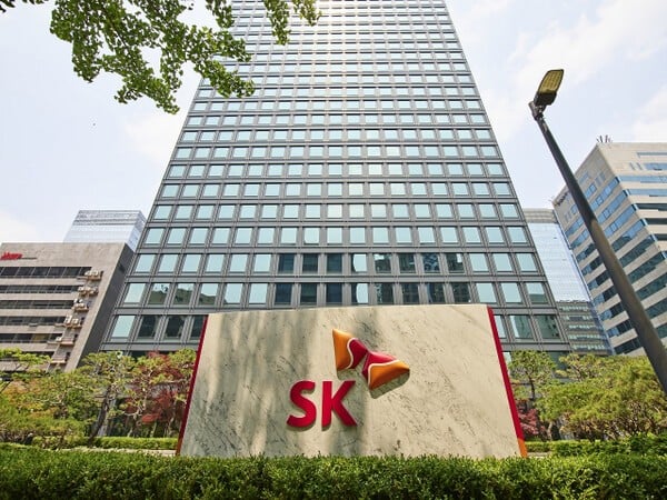 SK㈜·SK이노, SK텔레콤 日 법인 지분 인수…"글로벌 파트너링 지원"