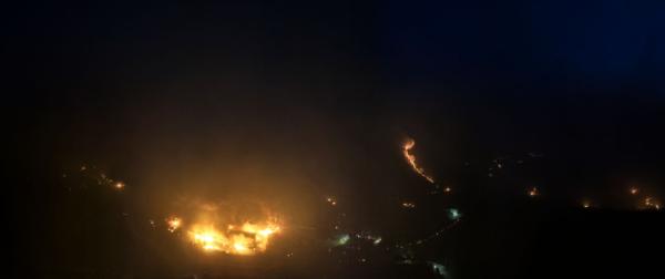의성 산불 확산에 한전, 송전탑 20개 전력 중단