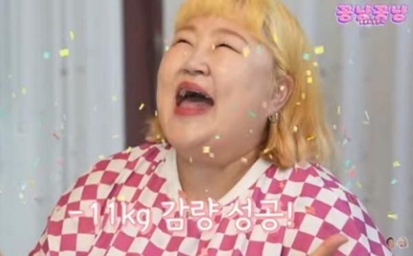 “피자, 버거도 다이어트 음식” 개그우먼 홍윤화, 12kg 감량 비결