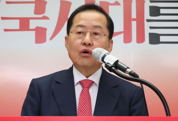 홍준표 "尹 탈당 요구, 시체에 난도질하는 격"