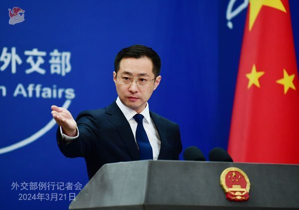 中, 美 선박 입항 수수료 부과에 "즉시 중단하라, 필요한 조처할 것"