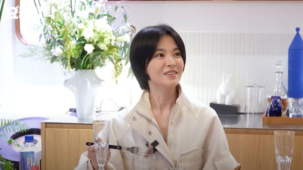 송혜교 20년 묵힌 역대급 미담! “학생 상처될까” 장학금 비공개 전달 ‘천사 인증’