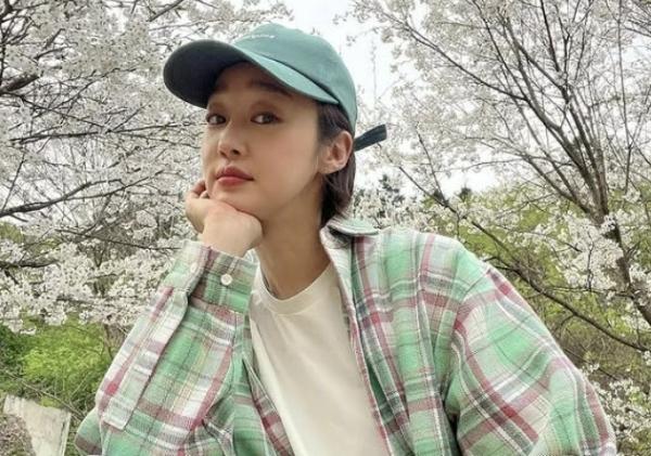 “예비신랑·전처 사이비에 셋이 한집살이?”…최여진, 의혹에 입 열었다