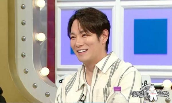 ‘생활고로 트로트 도전?’ 환희, “팬들 브라이언에게 트로트 도전 말려달라 DM보내‘