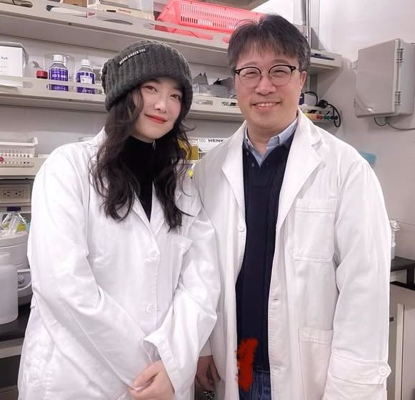 KAIST 간 구혜선, 탈모샴푸 교수와 뭐하나 봤더니…'대박 예감'