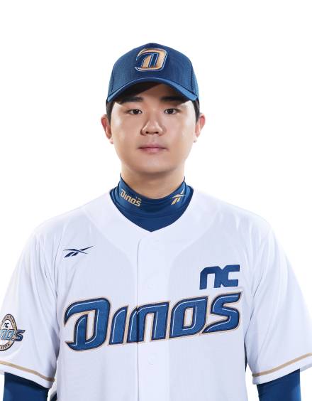 NC 102번 투수 1일 육성→정식선수 전환, 데뷔전서 학강초 선배 양현종과 맞대결