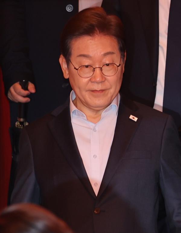 이재명 파기환송에 “대법원, 원칙대로 판단” vs “표현의 자유 고려해야”