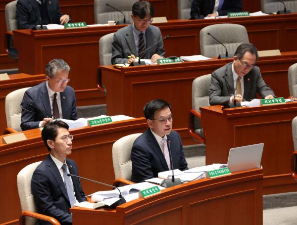최상목 1년4개월...신속·탁월했던 위기대응능력 빛났다