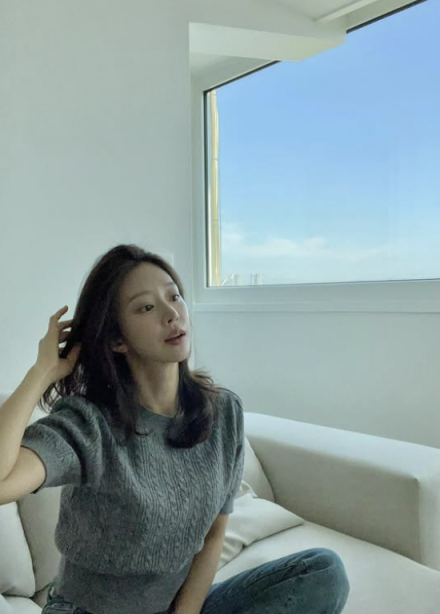 이주빈, 한강에 새 집 마련…“두 달 걸려 이사 끝”