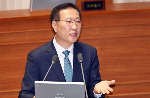 '비상계엄' 관련 박성재 법무부 장관 조사한 검사, 사의 표명