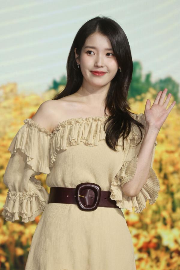 장고 부부 위에 아이유…수십~수백억 소리나는 연예인들의 '아파트'
