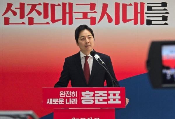 MBC 떠난 지 2주 만에 홍준표 은퇴…이성배 "잊지 못할 책임"