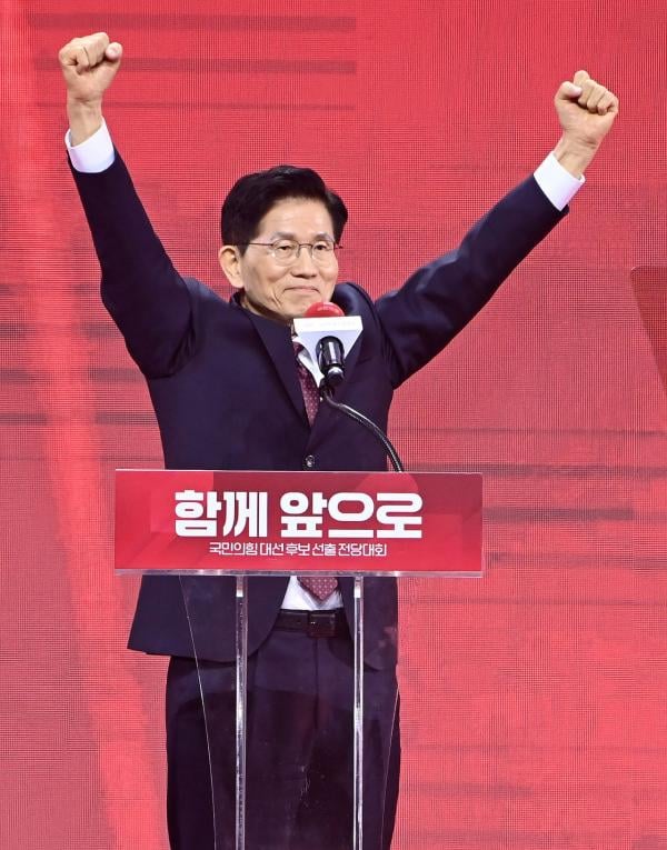 '반탄·한덕수와 단일화' 여론 결집…김문수, 당심·민심 모두 앞섰다(종합)