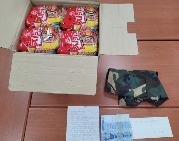 "금액 적어 죄송" 폐지 팔아 모은 기부금품 몰래 놓고 간 '세 아이 아빠'