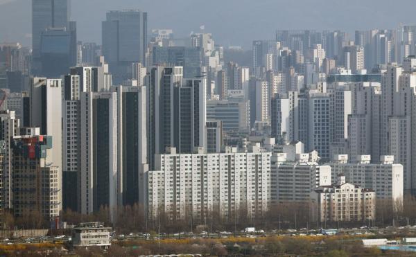 '토허구역 해제' 3월 서울 아파트 매수 40대가 30대 추월