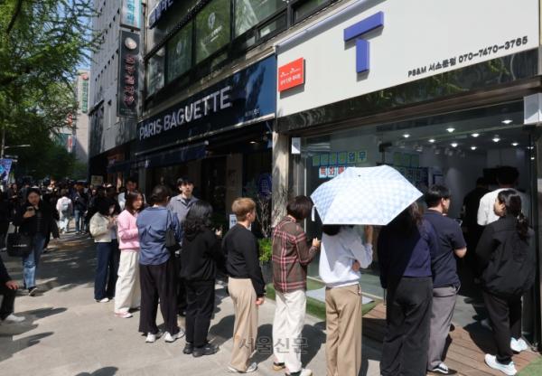 SKT “오늘부터 신규 가입 중지…해킹 이후 불법 유심 복제 피해 없어”