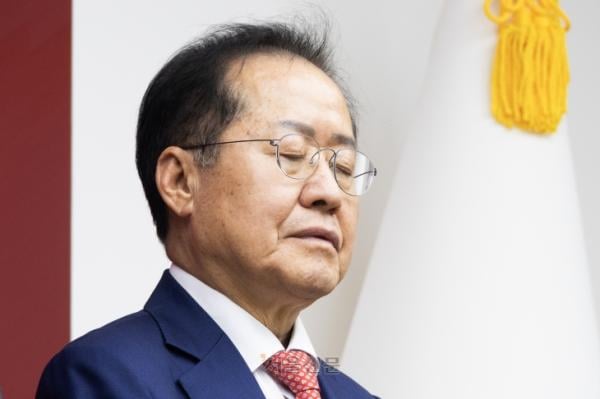 홍준표 “인생 3막 구상 위해 미국행…탈당, 당이 날 버렸기 때문”