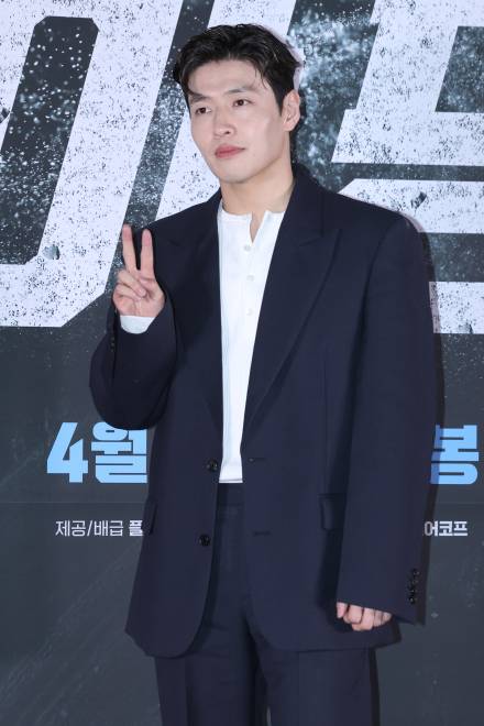 ‘당신의 맛’으로 3년만 안방 복귀… 강하늘이 연기하는 ‘순박한’ 재벌 3세 [IS신작]