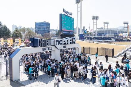 아무리 신중해도 지나치지 않는 안전, 창원NC파크 명확한 재개장 기준도 필요 [IS 시선]