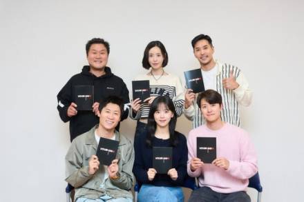 ‘극한직업’ 진선규·공명, 강한나 남편됐다…넷플릭스 영화 ‘남편들’ 출연