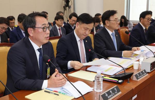 과기정통부 "SKT '악성코드 감염' 서버 추가로 확인"