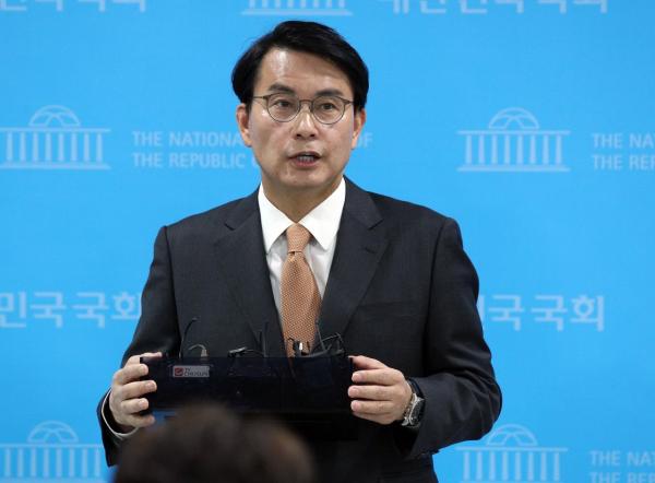 윤상현, 단일화 갈등에 "20명 이상 탈당해 한덕수 3번 주자"