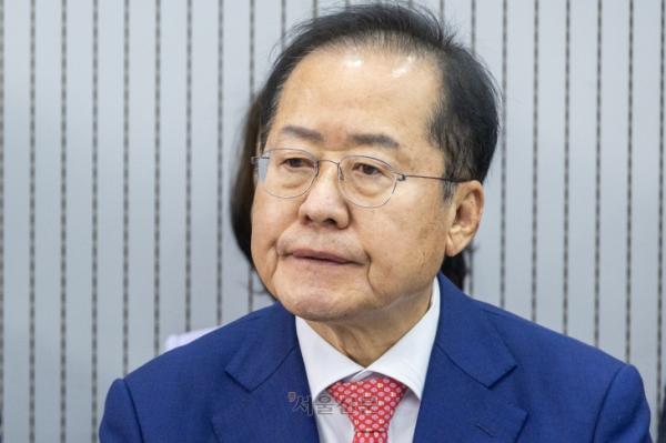 홍준표, ‘쌍권’ 저격 “尹 데리고 온 ‘두 X’”…한덕수 겨냥 “허욕에 들떠 탐욕”