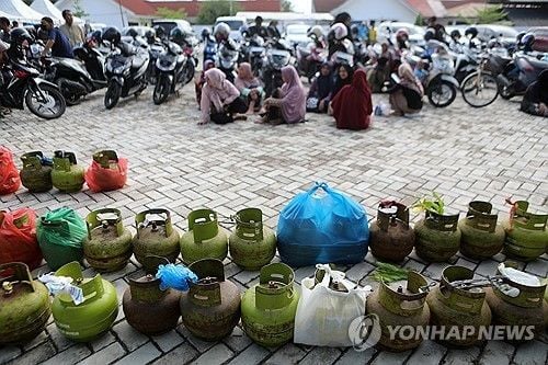 인도네시아 "이제 연료는 미국에서"…관세 협상 앞두고 수입처 전환