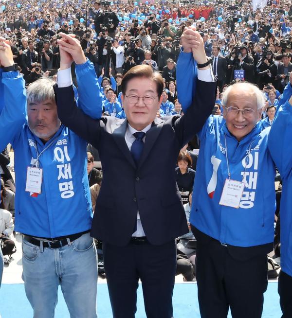 경찰 “민주, 러시아제 소총 제보 신고 안해…허위사실유포죄 검토”