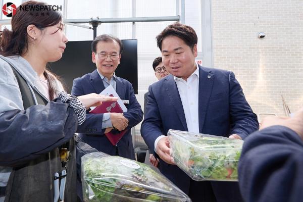 오세현 아산시장, 두 번째 농업기술센터 직속기관 방문... 로컬푸드 시스템 강화 강조