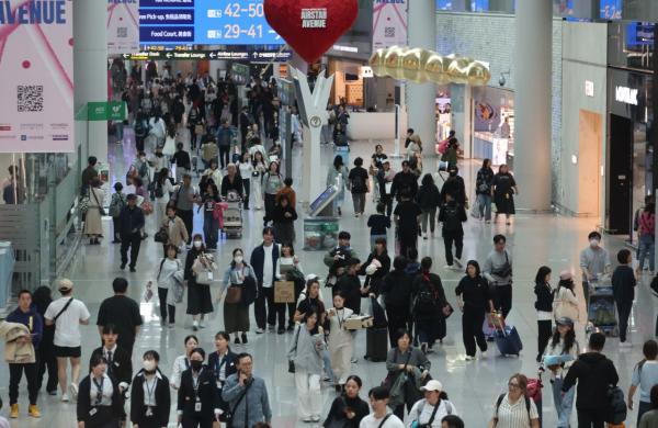 현대디에프·경복궁면세점, 인천공항 면세점 운영 5년 연장