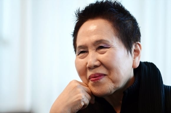 “나의 무대는 아직 끝나지 않았습니다” 원로배우 박정자, 지인 130명 ‘가상 장례식’ 초대