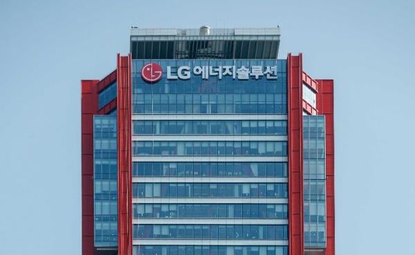 LG엔솔, 美 GM과 차세대 LMR 배터리셀 개발…2028년 상용화