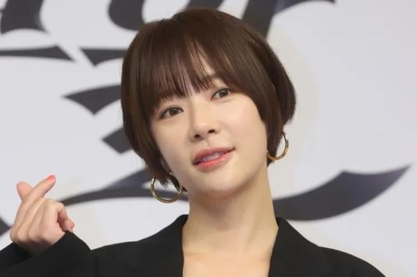 황정음, 회삿돈 ‘43억’ 빼내 코인투자…“갚을게요” 선처 호소