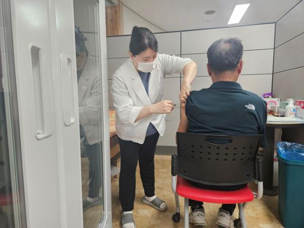 "홍콩서 한달간 30명 숨져"…중화권 코로나19 재확산