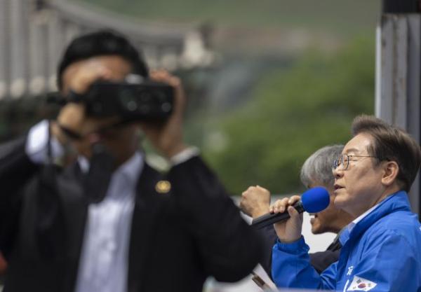 특수 쌍안경·수천만원 저격 총기 관측 장비도 등장…최고로 삼엄한 대선 경호