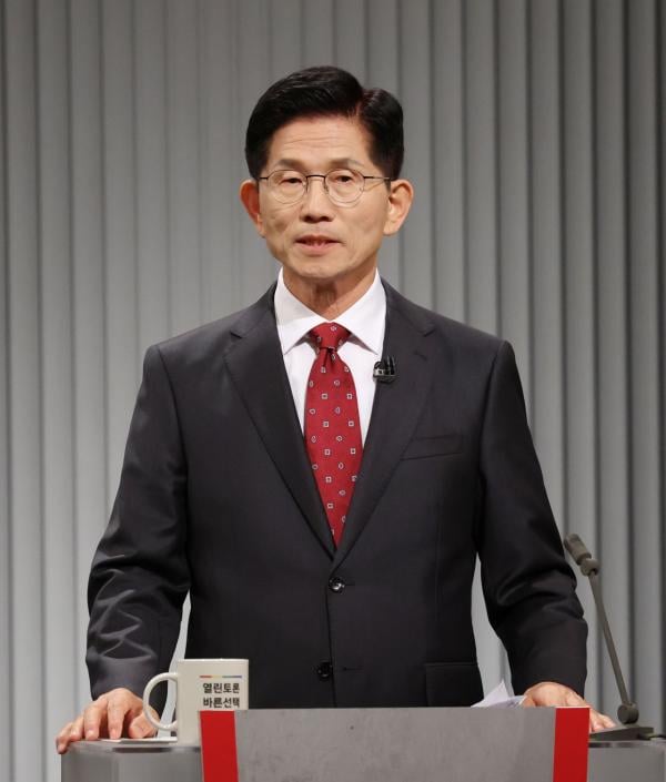 민주 “김문수, 반노동 넘어 혐노동…후보직 사퇴하라”