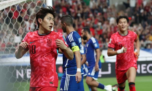 '대승 후 작심발언' 이강인 "홍명보는 우리 보스…과도한 비판 자제 해달라"