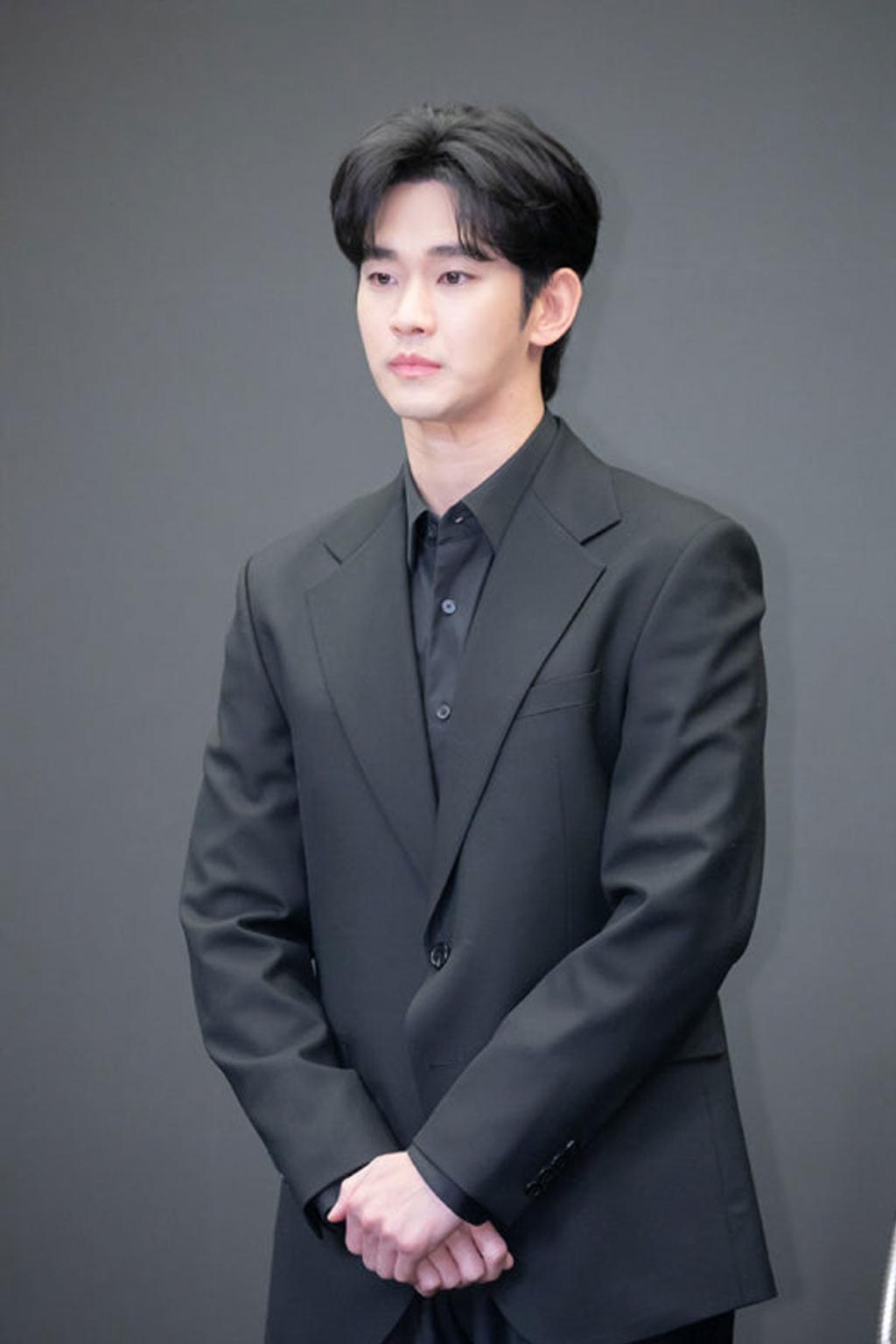김수현 / 출처 : 온라인 커뮤니티