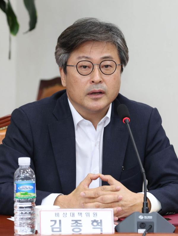 "권성동 퇴임사, 궤변과 왜곡의 극치"…조목조목 따진 김종혁